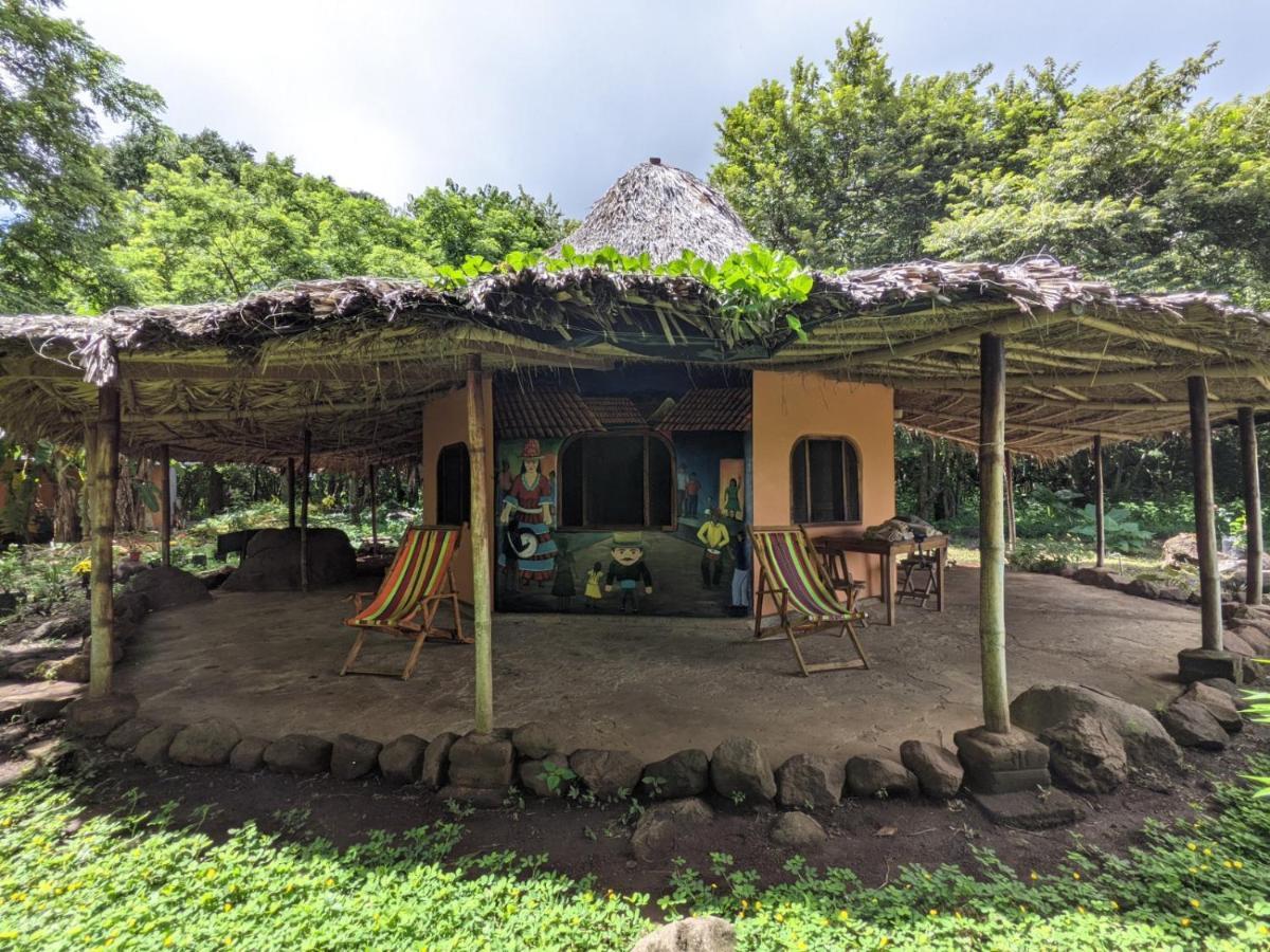 Finca Del Sol Eco Lodge Santa Cruz Exteriör bild